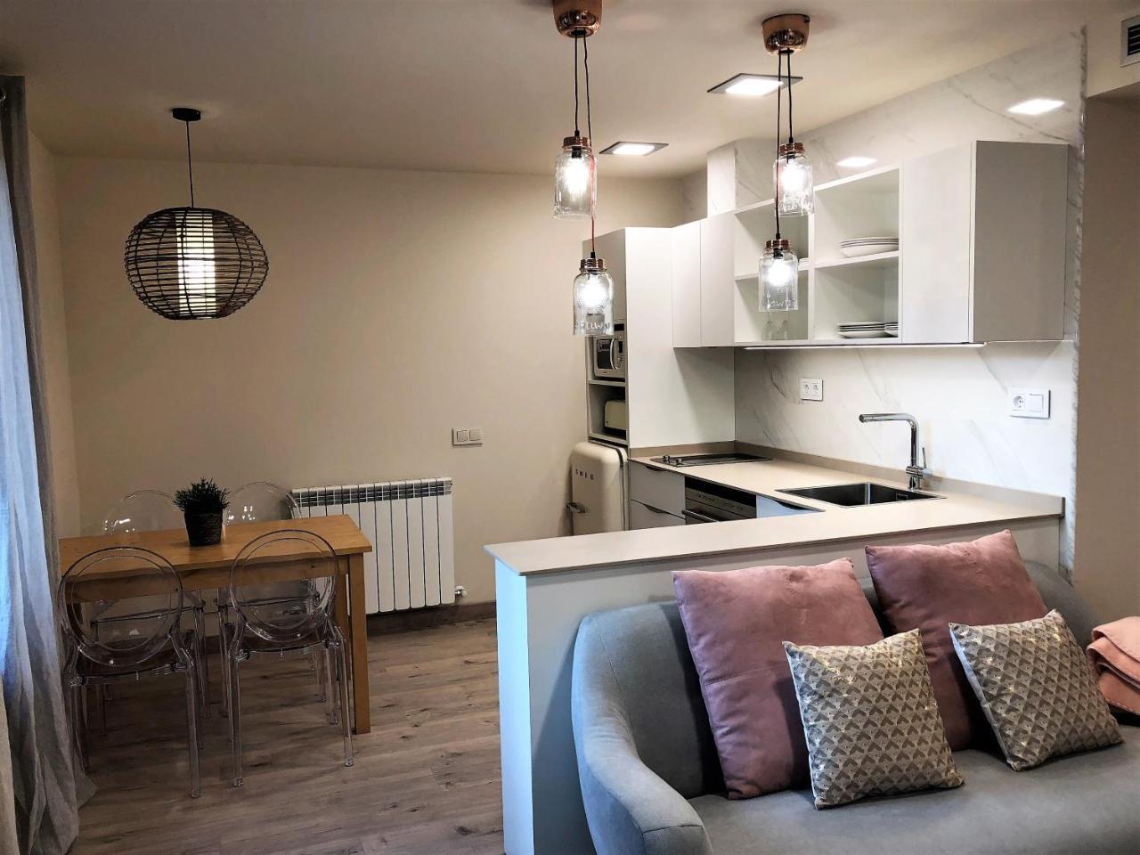 Villa De Plan Apartments&Suites Esterno foto